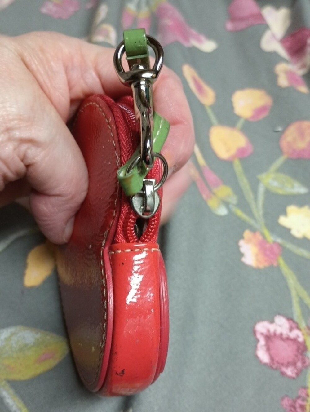 Vintage Coach Strawberry Leather Coin Purse Key Ring Bag Charm F60881 Y2K Rare - Picture 7 of 10